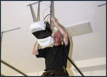 Garage Doors Store Repairs Baltimore, MD 410-803-5120 - cont-gdr-door-opener-08m